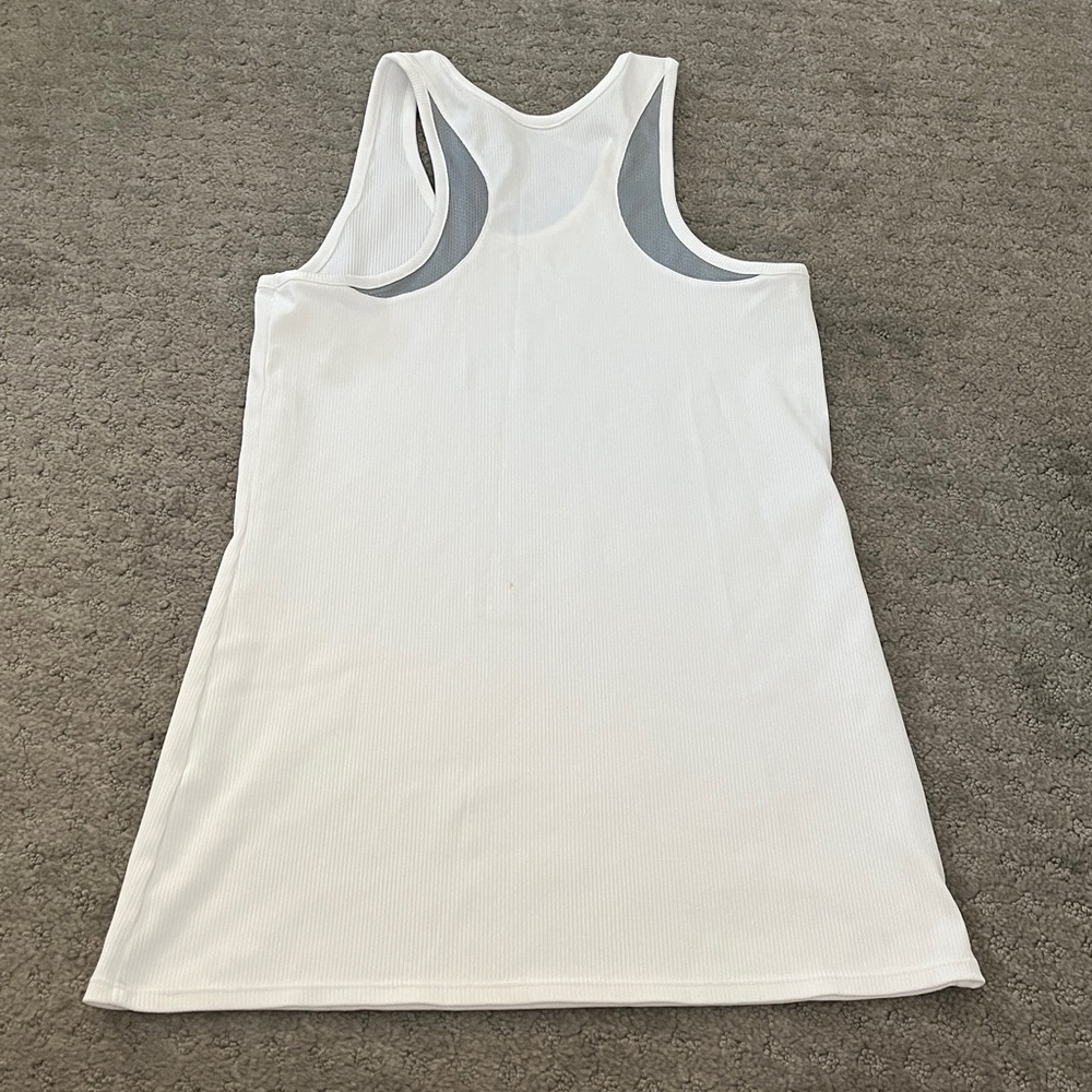 Under Armour Workout Tank - Picture 2 of 2